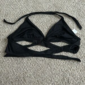 Black bikini top